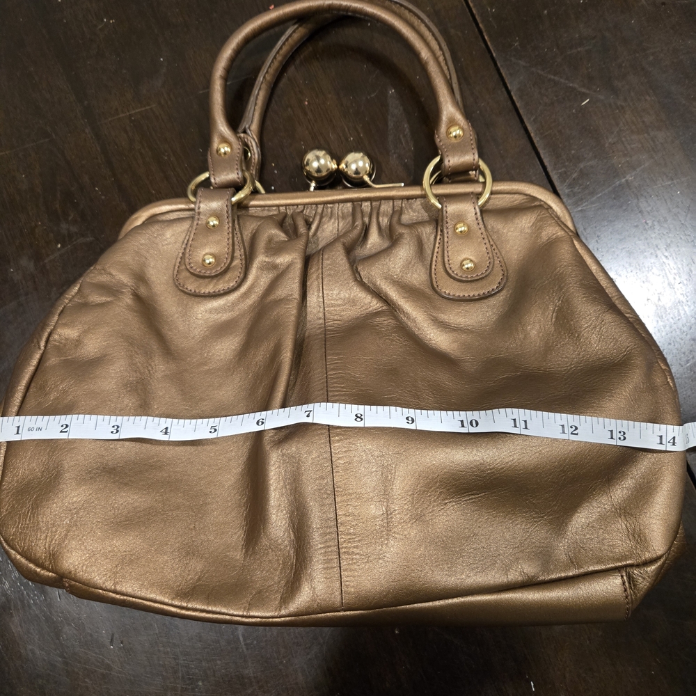 Elegant L.Credi Bronze Leather Handbag - Picture 3 of 6